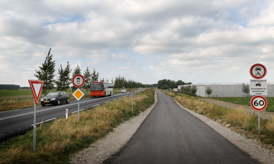 N498 met fietspad N498 met fietspad