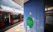 metro-bij-groene-halte-rhoon